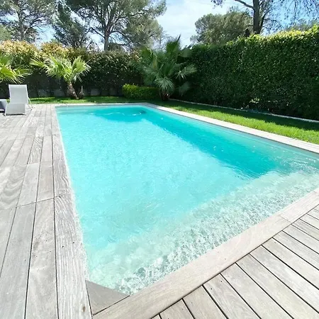 Lamalo Piscine Et Proche Mer * Сен-Рафаэль